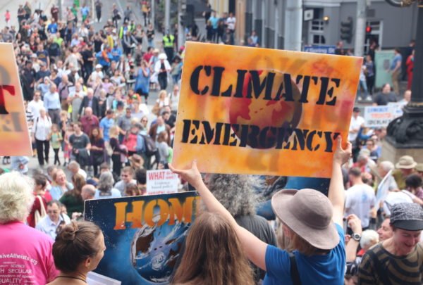 Climate Emergency Melbourne Marchforscience On Earthday (33366528414)